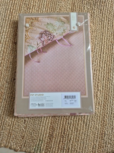 New pip studio fitted sheet - studio,