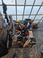2005 PEUGEOT 307 FUSE BOX