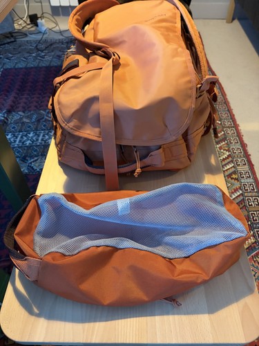 Thule chasm duffel - thule, w/backpack