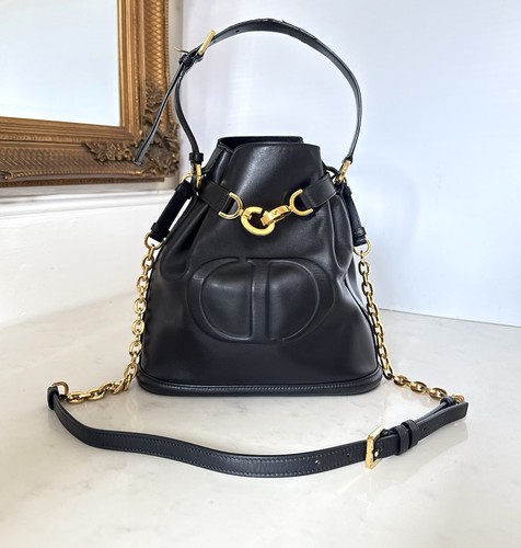 Christian dior est medium - dior,