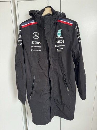 Mercedes amg petronas - amg,