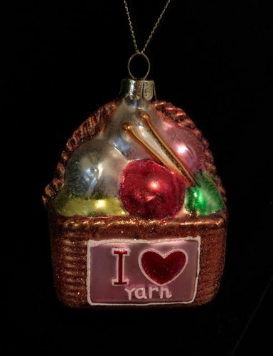 Blown glass basket - basket, of~i