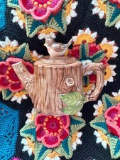 VINTAGE NOVELTY TEAPOT CERAMIC POTTERY TREEPOT DESIGN BOB HERSEY FREE SHIPPING