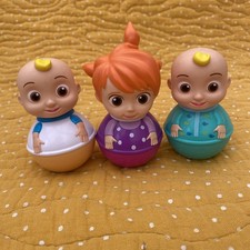 Cocomelon Weebles Wobbles Baby Toy Yo-yo JJ Turquoise Pyjamas & T-shirt Figure