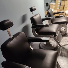 Takara Belmont Apollo Barbers Chair (3 units)