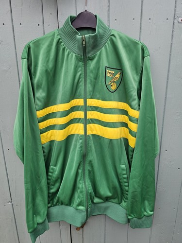 Retro canaries norwich city - canaries,