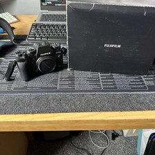 Fujifilm X-T2 Digital Mirrorless Camera 24.3 MP In Black