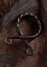 Small Twisted Troll Pendant -