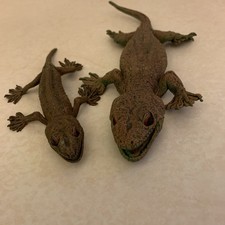 2 Vintage AAA Lizard Reptile