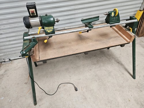 Wood turning lathe record - turning,