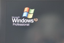 Sony Vintage  Win XP and LInux laptop, games, software FAST SSD, 2hr battery.