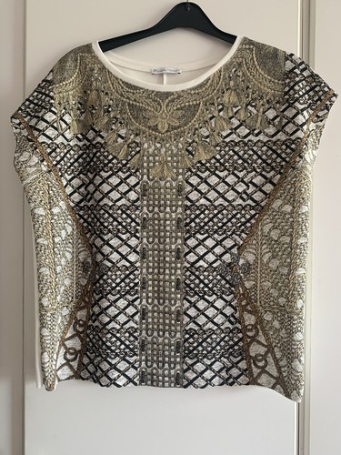 Lovely ladies top size small - top,