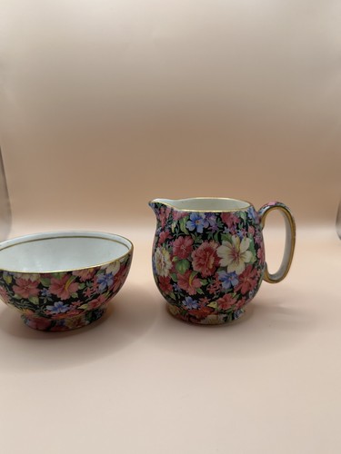 Vintage royal winton - a,