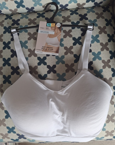 White 36e post - white, surgery