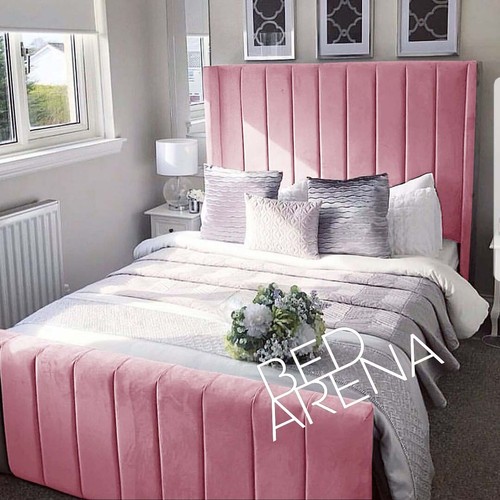 Plush velvet wing back bed - plush,
