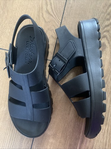 Skechers luxe foam - skechers, lightweight