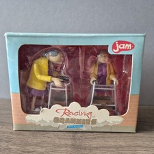 Racing Grannies Wind Up Pull