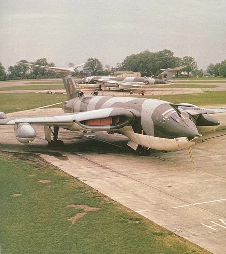 Modern combat aircraft series - modern,