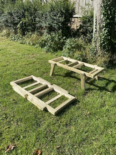 Bee hive stand for two - for,