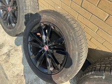 Genuine jaguar f pace - jaguar,