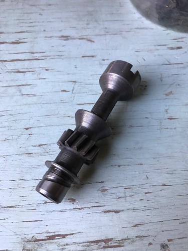Distributor drive pinion gear - drive,
