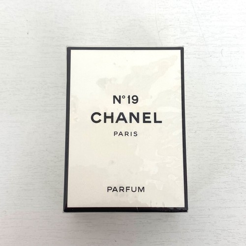 New chanel 19 - no.19, №19