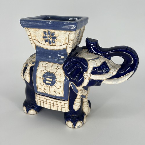 Vintage chinoiserie blue white - chinoiserie,