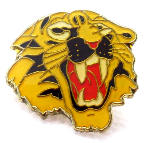 Vintage fighting tiger - fighting, lapel