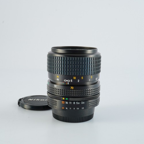 Excellent nikon zoom - excellent,