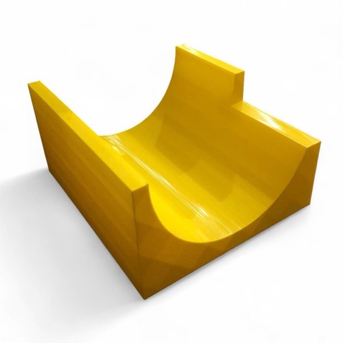 Fingerboard half pipe obstacle - half,