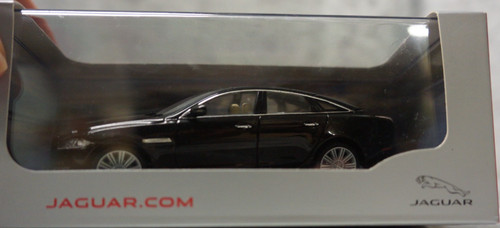 Jaguar ixo diecast - ixo,