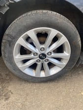 Kia Ceed estate 2018 alloy wheel with tyre 205/55R16