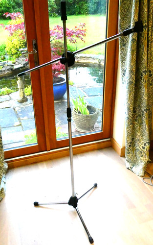Chrome metal adjustable - chrome,