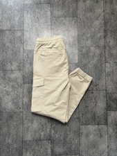 Zara Men’s Cuffed Cream