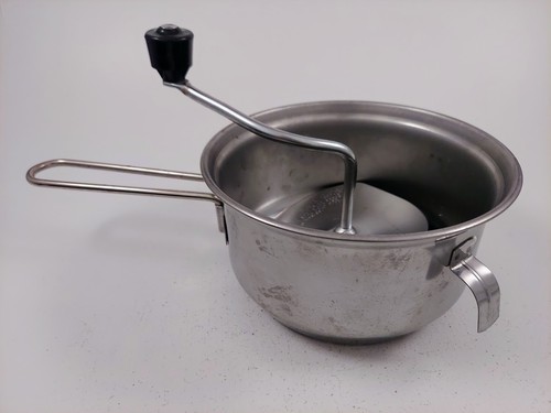Vintage foley food mill 101 - no,