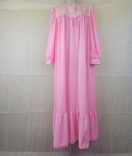 Vintage baby doll pink nylon nightie  - Medium size - ultimate sexy nightie