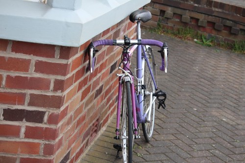 Road bike - road,