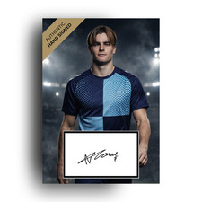 Nathan Lowe Hand Signed Photo