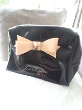 Gorgeous Large Ted Baker Aimee Makeup/Wash Bag Black Patent And Bow Detail 