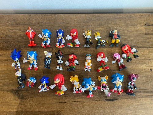 Sonic the hedgehog figure - sonic,