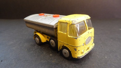 Corgi toys 460 erf tunnel - corgi,