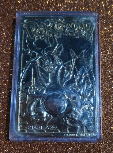 Pokémon card gold metal - card,
