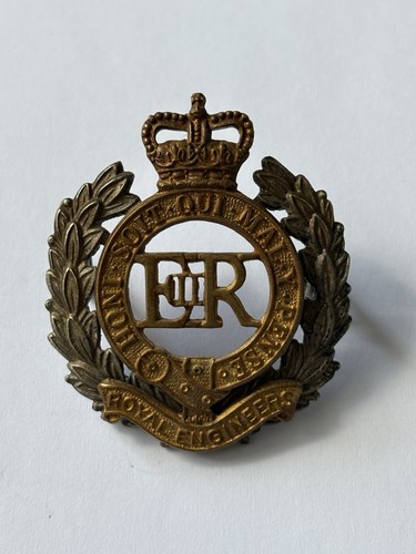 Erii crown officers - crown,