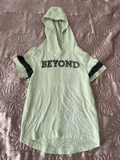 Nutmeg Boys Green Sleeveless Hooded Top - Age: 4-5 Years