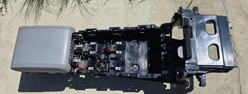 2009 jaguar centre console - jaguar,
