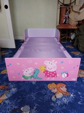 Childs Peppa Pig Bed Hatdley Used