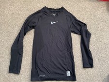 Nike pro combat base layer medium black long sleeve