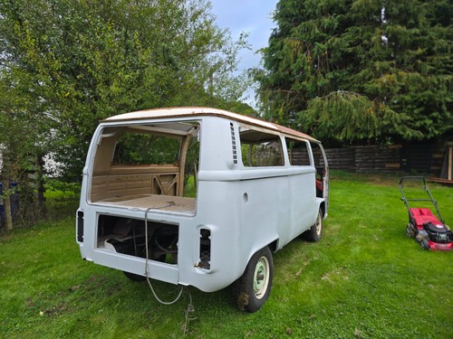 1972 bay window - 1972, vw