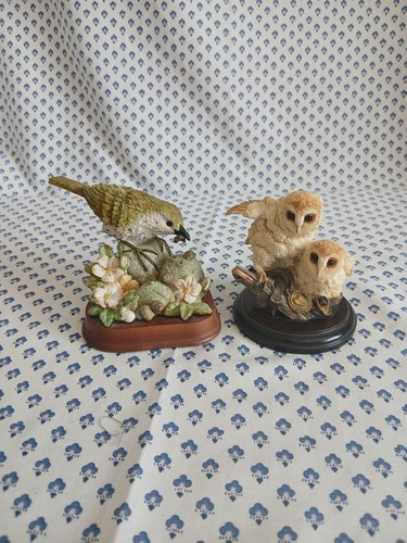 Vintage bird ornament - x,