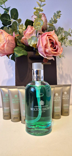 Molton brown hair body gift - molton,